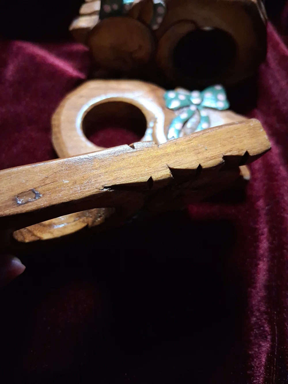 no brand set carved